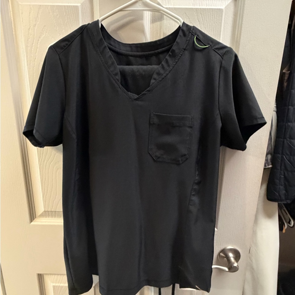 Grey's Anatomy Black V-Neck Scrub Top and black joggers spandex stretch